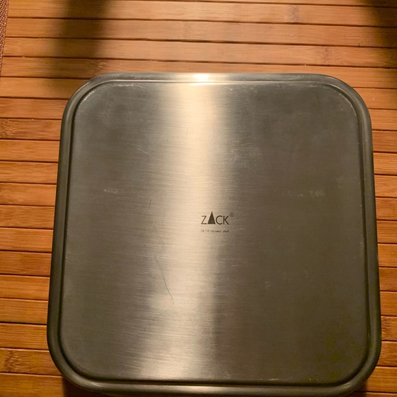 Stainless Steel SQUARE Bread Basket - Picture 3 of 4